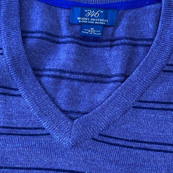 Brooks Brothers 346 Men’s Medium Extra Fine Merino Sweater - Picture 2 of 2